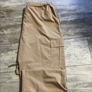 Women’s Tan Cargo Pants